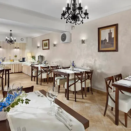 Bonum Old Town 3*