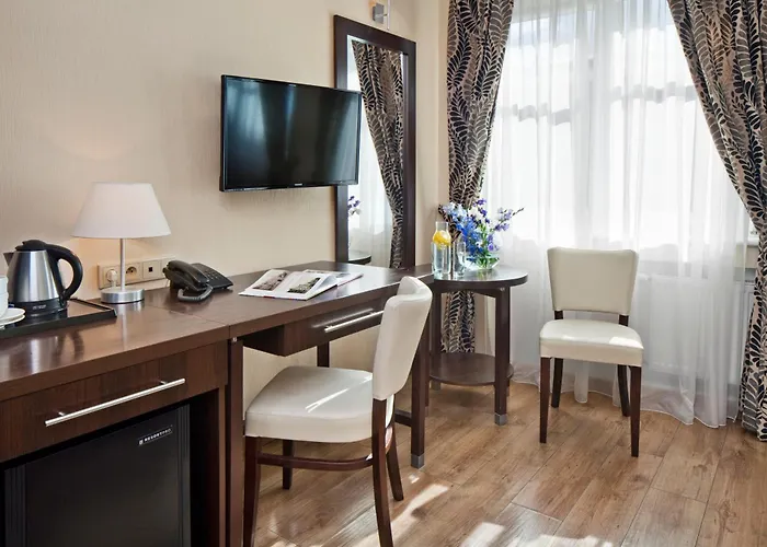 Bonum Old Town 3* Danzica