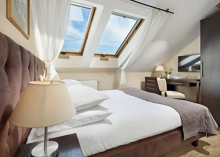 Hotel Bonum Old Town 3*