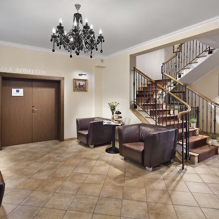 호텔 Bonum Old Town 3*