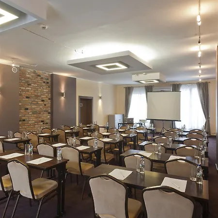 Bonum Old Town Hotell 3*