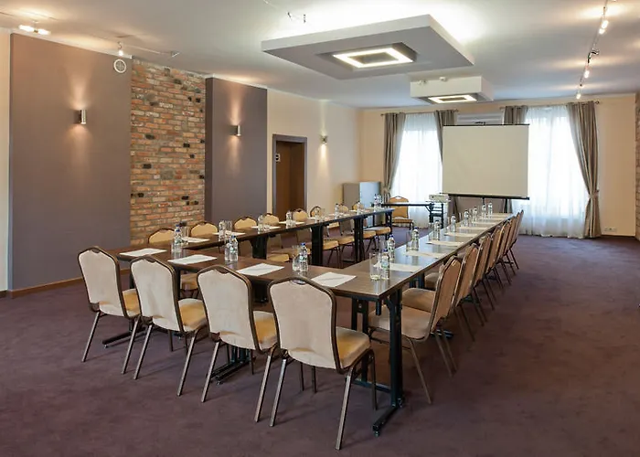 Bonum Old Town Hotel